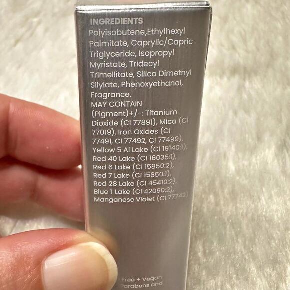 NIB Kiss & Smink Lip Aura Tinted Lip Oil Peony Full Size 3.5ml - Picture 10 of 12